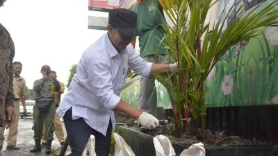 Upaya Rebrainding Depo Sampah di Yogya, Wali Kota Hasto Membuat Taman di Depo THR