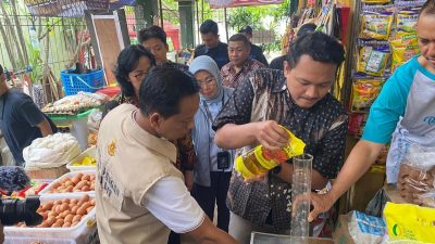 Memastikan Keakuratan Isi Kemasan, Polda DIY Laksanakan Pengecekan “Minyakita”