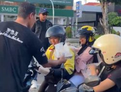 Semarakan Ramadan Penuh Berkah, Paguyuban Penggiat Pariwisata Jogjakarta Berbagi Takjil di Seputaran Tugu Jogja