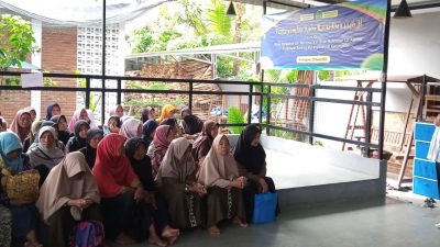 PRM dan PRA Kedungsari Kulon Progo Mentasyarufkan 250 Paket Kado Ramadan