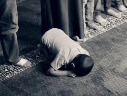 Doa Hari ke-29 Ramadhan Lengkap Arab, Latin, dan Artinya