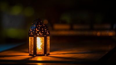 Teks Khutbah Jumat Tema Keutamaan Malam Lailatul Qadar, Dilengkapi Khutbah Pertama dan Kedua