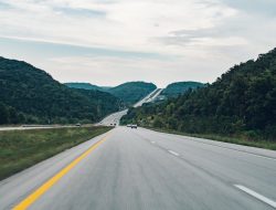 TERBARU! Tarif Tol Semarang-Solo untuk Mudik 2025 Lengkap Per Gerbang Tol