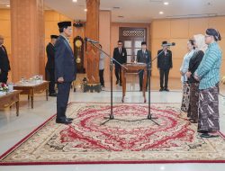 Sultan Melantik 3 Pimpinan Tinggi Pratama Pemda DIY