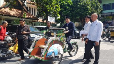 Wali Kota Yogyakarta Coba Becak Listrik, Jadi Opsi Transportasi Eco Green