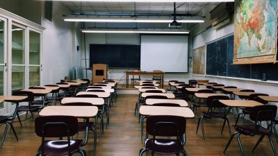 8 Jurusan Kuliah yang Tak Perlu Pusing Matematika, Apa Saja?