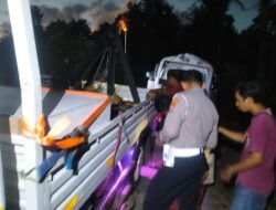 Rem Diduga Bermasalah, Mobil Pikap Ringsek di Pengasih Kulon Progo