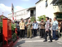 Tinjau Ruang Terbuka Publik Gatotkaca Mrican, Bupati Dukung Pemerataan RTP di Sleman
