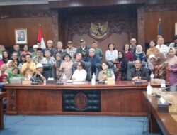 Ruang Publik untuk Lansia Perlu atau Tidak Perlu? Bangsa Kita Mudah Bergaul