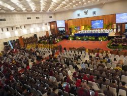 Peresmian 2 Fakultas Baru dan Berbusana Gagrak Mataraman, Mewarnai Acara Puncak Dies Natalis Ke 61 UNY