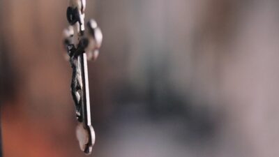 Doa Novena Roh Kudus Hari Pertama dan Doa Mohon 7 Karunia Roh Kudus