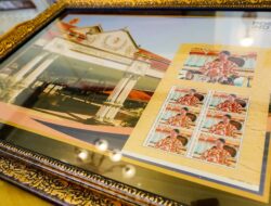 Pos Indonesia Terbitkan Prangko Bergambar Sultan HB X dan Kraton Jogja