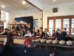 Gereja Katolik St. Antonius Padua Kotabaru Gelar Misa Suro dengan Diiringi Gamelan