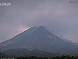 Aktivitas Merapi Meningkat: Suhu Kubah Naik, Guguran Lava Kian Intens