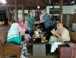 Komunitas JogYes Ngrabuk Kangen, Ngobrol Bareng bersama Prof Eko Budi Djadmiko