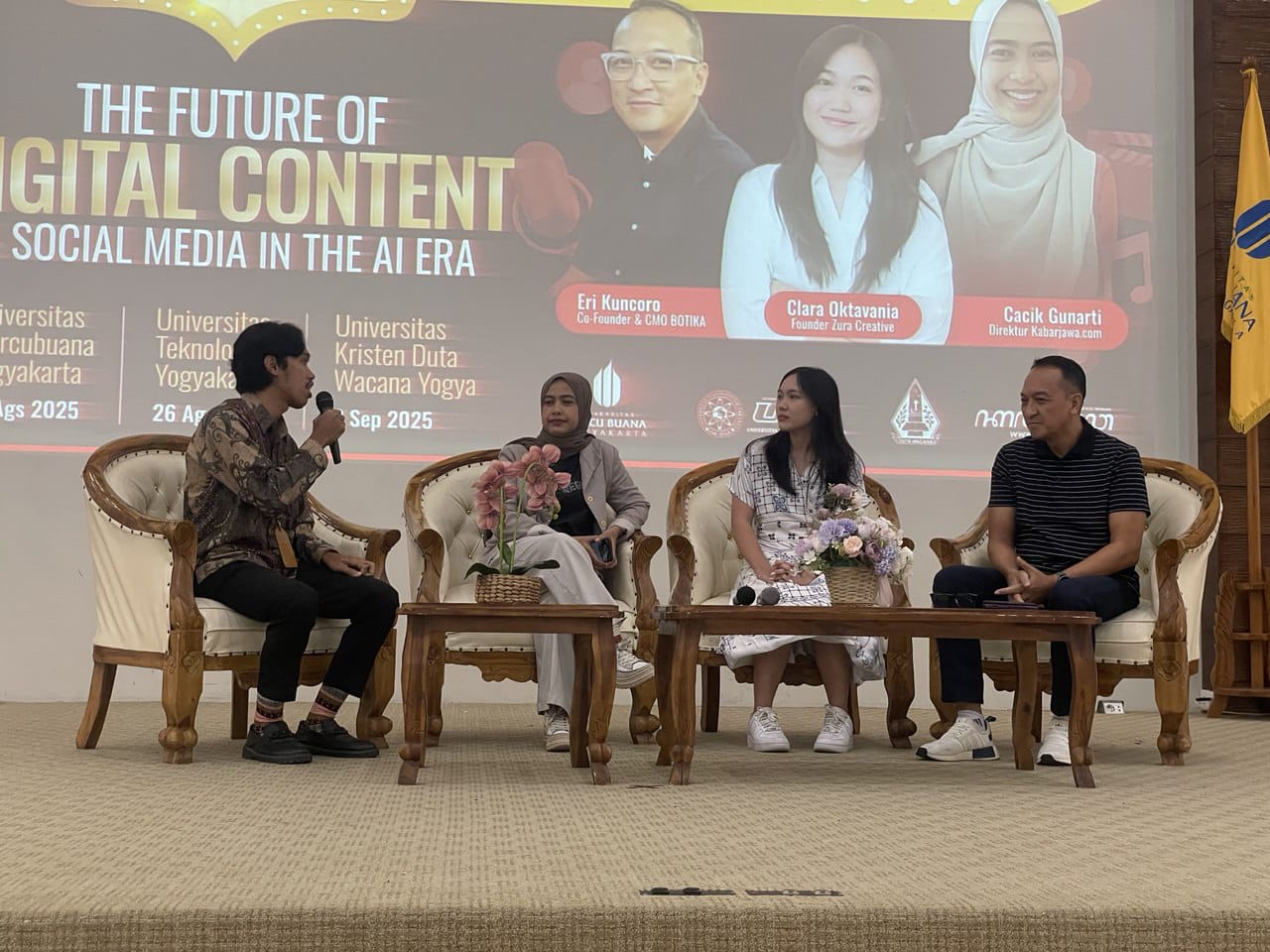 Agres Goes to Campus 2025 di UMBY bahas peran AI dalam industri kreatif, hadirkan praktisi digital hingga peluang karier masa depan.