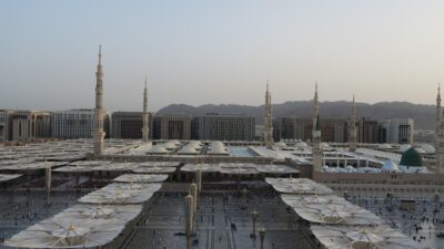 Maulid Nabi 2025: Jadwal, Doa yang Dianjurkan, dan Cara Memaknainya di Era Modern
