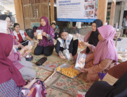 Pemberdayaan KWT Sendangsari Bantul dengan Inovasi Produk Pangan Kemasan Vacuum Sealed sebagai Bisnis Hijau Berbasis Komoditas Lokal