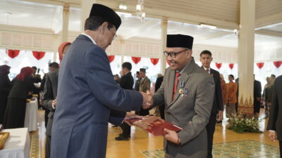Satyalancana Karya Satya