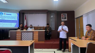 Literasi Finansial dalam Konteks Edu-Tourism: Strategi Baru Tim Pengabdian UPY Dampingi Guru MGMP Matematika Ciptakan Generasi Well-Literate