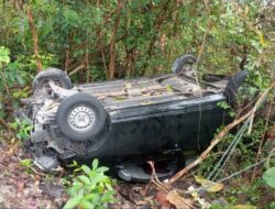 Mudik dari Cirebon, Minibus Warga Gunungkidul Terjun ke Jurang di Jalan Imogiri-Dlingo
