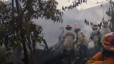 Terbakar di Tengah Hari, Rumah Pasangan Lansia di Bambanglipuro Rata dengan Tanah