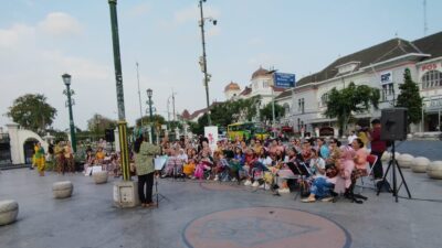 Peringati Hari Batik 2025: Komunitas PBIY Tampilkan Tarian Selendang Batik di Malioboro, Simak Kapan Harinya