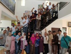 Ngrabuk Rindu, Komunitas EC Kumpul Bareng Sembari Lantunkan Tembang Lawas