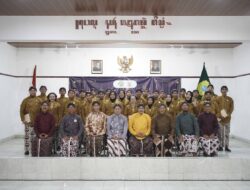 Yayasan Pembangunan Catur Sakti Gelar Wisuda Pawiyatan Pranatacara dan Pamedharsabda Angkatan IV Tahun 2025