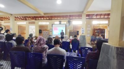 IIJ Didukung ASTRA Gelar Pelatihan Jurnalisme Feature di Deswita Wukirsari Bantul