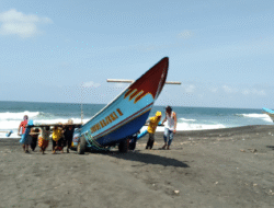 Pasang Air Laut di Gunungkidul Capai 3 meter, Sebagian Nelayan Tetap Melaut