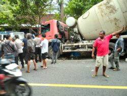 Kronologi Kecelakaan di Jalan Bedoyo–Baran: Truk Molen Oleng di Rongkop, Tabrak Dua Motor