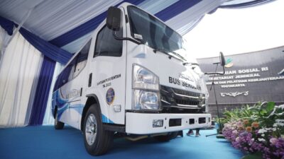 Terima 28 Bus Sekolah, Sri Sultan Tegaskan Transportasi Inklusif Dongkrak Angka Bertahan Sekolah hingga 30 Persen