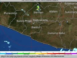 BMKG Imbau Warga DIY Waspada Cuaca Ekstrem selama 24 Jam Mulai Minggu 9 November 2025