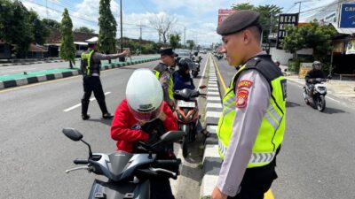 Hari Pertama Operasi Zebra Progo 2025, Polres Bantul Berikan 40 Teguran tanpa Tilang