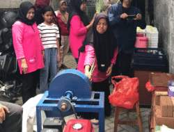 Peningkatan Kapasitas KWT Tanjung Asri dalam Hilirisasi Produk Herbal Berbasis Sereh melalui Sciencepreneurship