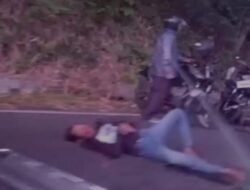 Adu Banteng di Pagi Buta, Dua Pemotor Terkapar di Jalan Jogja–Wonosari Km 22