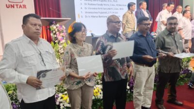 Prof Dorothea Wahyu Ariani Guru Besar UMBY, Meraih Penghargaan Dua Kategori dalam Ajang “IKDKI Award 2025”