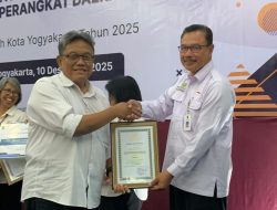 Pemkot Yogyakarta Beri Penghargaan Tata Kelola Terbaik, BKPSDM Raih Peringkat Pertama, 17 Perangkat Daerah Berpredikat AA