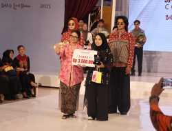 JFP Fashion Design Competition 2025 Angkat Wastra Batik dan Lurik Sleman