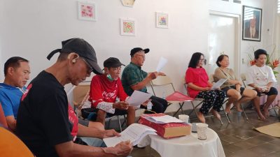 Jelang Reuni Emas STIM – AMP YKPN, Para Alumni Senior Berlatih Nyanyi