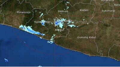 BMKG Peringatkan Potensi Cuaca Ekstrem di DIY dan Gelombang Laut Bisa Capai 4 Meter Selasa, 27 Januari 2026