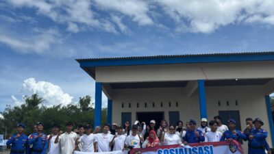 Mengaplikasikan Ilmu Hukum dalam Konteks Lingkungan, HMP Prodi Hukum Bisnis UPY Lakukan Aksi Bersih Pantai Parangkusumo