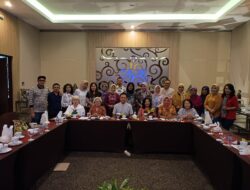 Pembubaran Panitia ReMas STIM – AMP YKPN Penuh Keceriaan dengan Berbagi Doorprize