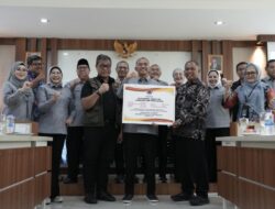 Komisi VIII DPR RI Serahkan Bantuan Kesiapsiagaan Bencana Senilai Rp178.817.000 kepada Pemkab Sleman