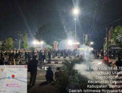 Akses Depan Mapolda DIY Ditutup Aksi Demonstrasi: Massa Tuntut Penjelasan Penganiayaan Siswa SMP hingga Tewas di Tual Maluku