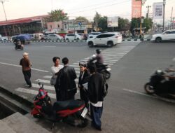 FKJR Korwil Gunungkidul Bagikan 600 Paket Takjil di Titik Nol Wonosari