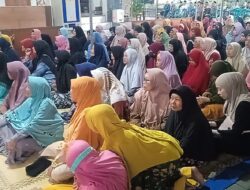 Masjid Al Mu’minun Sembungan Berikan Hadiah untuk Jamaah yang Istiqomah