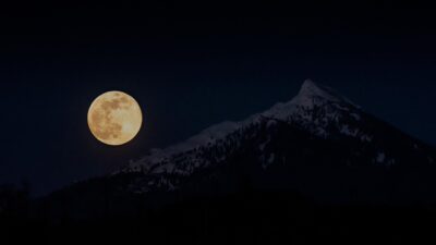 Jadwal Pink Moon 1-2 April 2026 di Indonesia Jam Berapa? Ini Cara Nontonnya
