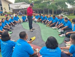 Perkuat Teamwork dan Pelayanan, Guru dan Karyawan SMK Marsudirini St. Fransiskus Gelar Fun-Class Building